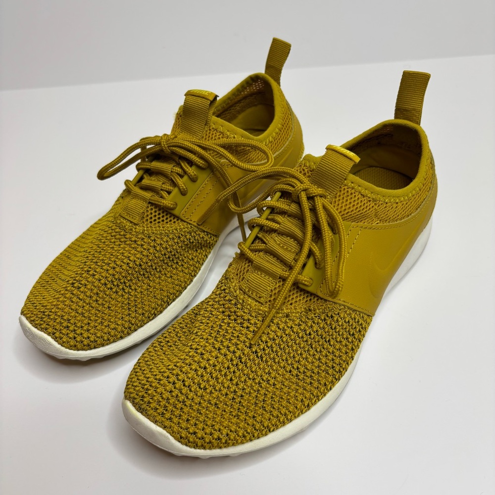 NIKE Mustard Sneaker Juvenate Txt Shoes